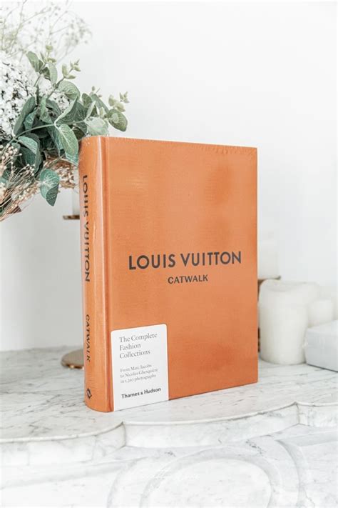 livre louis vuitton voyage